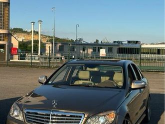 mercedes-benz classe c280 pack amg/toit ouvrant/keyless/gps/bluetooth/h&k/sieges électriques + mémoire + chauffant