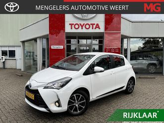 toyota yaris 1.5 hybrid design sport