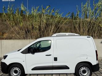 peugeot partner 1.5 bluehdi 100 asphalt frigorifique - 36900 kms - première main - carrier neos 100