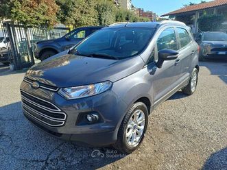 1000 ecoboost titanium 125cv pdc barre16 italia