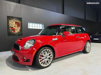 mini mini ii 1.6 211 jcw cooper s works dans une tres belle configuration