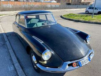 citroen ds 19 del 1960 prefecture