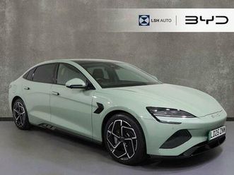 82.5kwh excellence auto awd 4dr