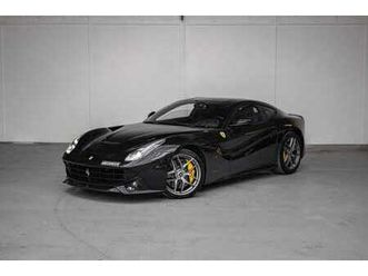 ferrari f12 berlinetta *nero daytona & équipements
