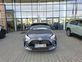 1.5 hybrid gr sport e-cvt 130le. újszerű állapot!