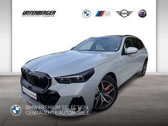 d xdrive touring m sportpaket pro-bmw iconic glow-
