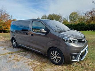 toyota proace verso 2.0d 180cv s&s l1 luxury 5p