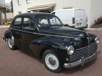 voiture de collection peugeot