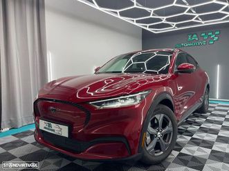 ford mustang mach-e 75.7 kwh base