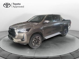 toyota hilux 2.8 d-4d double cab lounge del 2023 usata a ragusa