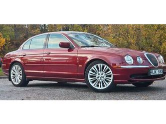 x200 4.0 v8 p-sens nya däck lågmil