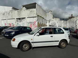 toyota starlet citadino outubro/97