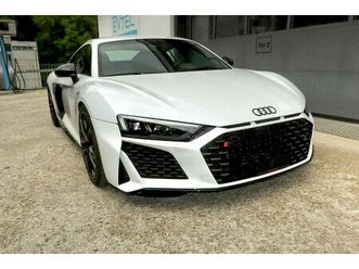 r8 coupé rwd s-tronic
