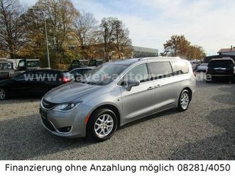 chrysler pacifica*el.türen*7-sitze*kamera*leder*