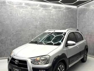 toyota etios cross 1.5 flex 16v 5p mec. 2014