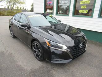 2023 nissan altima sr awd w/ leather