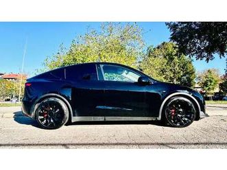 model y performance awd