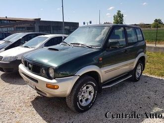 nissan terrano ii 2.7 tdi 3 porte se