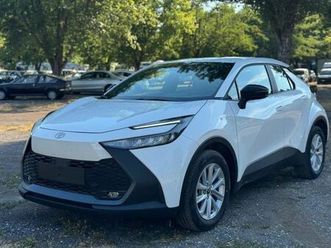 toyota c-hr 1.8“new model km zero“