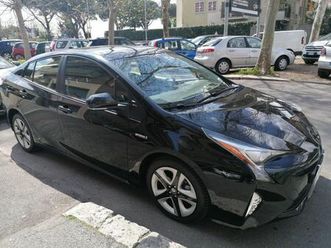 toyota prius 1.8 style