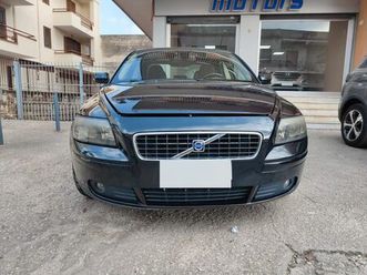 volvo s40 2.0 d 12/2004