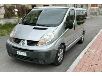 renault trafic t27 2.5 dci/150 pc-tn passenger luxe dpf