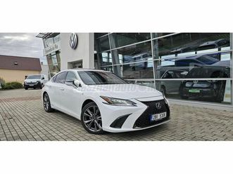 lexus es 300h f sport plus cvt makulátlan!62ekm!tető led kamera carplay 19coll szervizkönyv áfa!