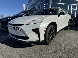 toyota crown signia 2025 la40