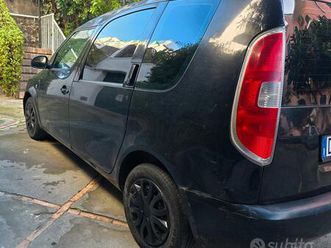 škoda roomster 1.2 gpl – spaziosa,economica