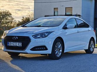 hyundai i40 1.7 crdi 141 ks comfort winter pack, 2017 god.