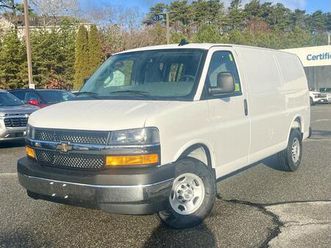 new 2025 chevrolet express 2500 rwd 2500 regular wheelbase wt