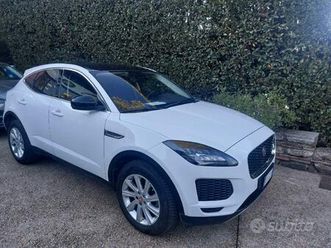 jaguar e-pace vettura in buonissime condizioni