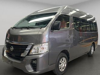 nissan urvan 2.5 15 pas amplia aa mt