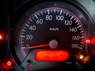 nissan pixo gas/ benzina