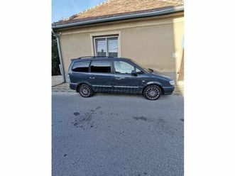 hyundai trajet 2.0 crdi business (7 személyes )