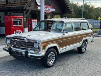 jeep wagoneer v8 aut. / top /