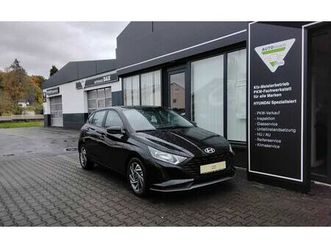 hyundai i20 1.2 navi kamera pdc alu carplay