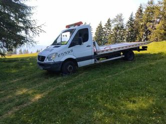 mercedes dépanneuse sprinter année 2011