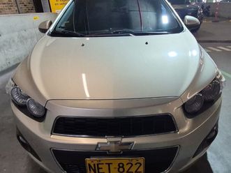 chevrolet sonic 1.6 lt 4 p