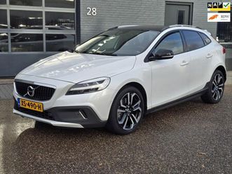 volvo v40 cross country - 1.5 t3 polar+ luxury btw 1 eigenaar dealer onderhouden