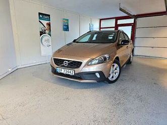 eu 09.2027 // automat // cruise // service// 114 hk ++