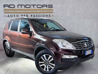 rexton w rexton 7 posti 4x4
