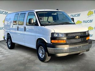 new 2025 chevrolet express 2500 rwd 2500 regular wheelbase wt