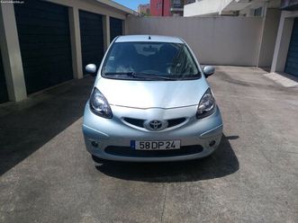 toyota aygo 1.0 com dir. assistida maio/07