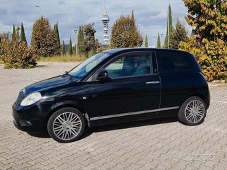 lancia ypsilon 1.2 60cv benzina 2010 neopatentati