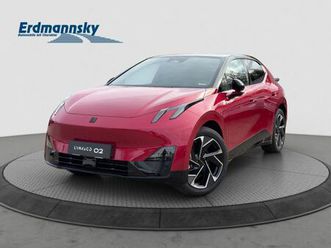 lynk&co 02 more / pano / harman-kardon / selfie-kamera