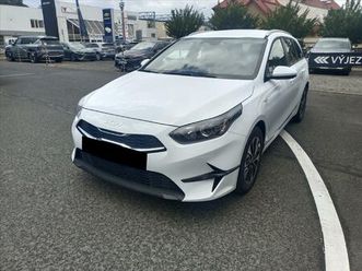 kia ceed sw cd 1,5 t-gdi gpf 7dct spin