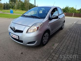 toyota yaris, cena 2 050 €. tayota yaris-1.3b. 73kw, 2011g. , nobraukums-241500km, звоните - sludinājumi
