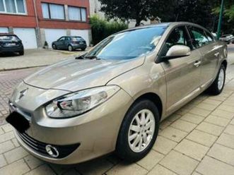 ② renault fluence/megane 1.6 essence airco 90000km 4950€ — renault — 2ememain