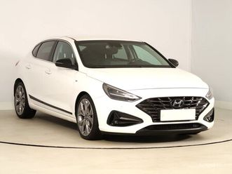 1.6 crdi mhev,2021, automat, čr, kůže